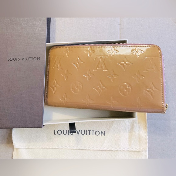 ✅ AUTHENTIC LIKENEW LONG WALLET LOUIS VUITTON VERNIS LEATHER - Picture 2 of 14